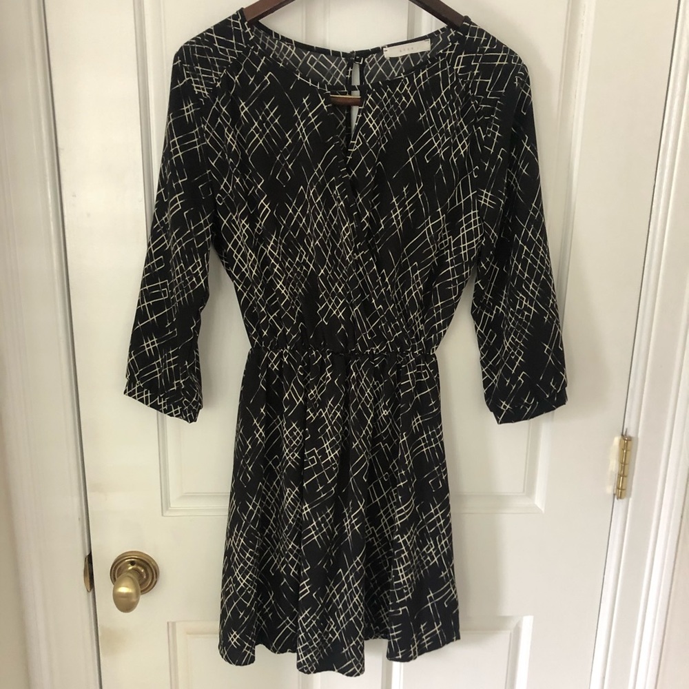 LUSH Black/White Dress. S/M